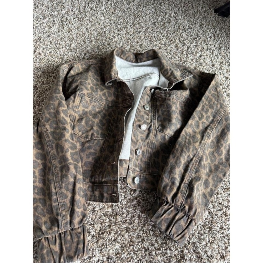 SHEIN Leopard Print Cropped Denim Jacket Brown Animal Print XS Small